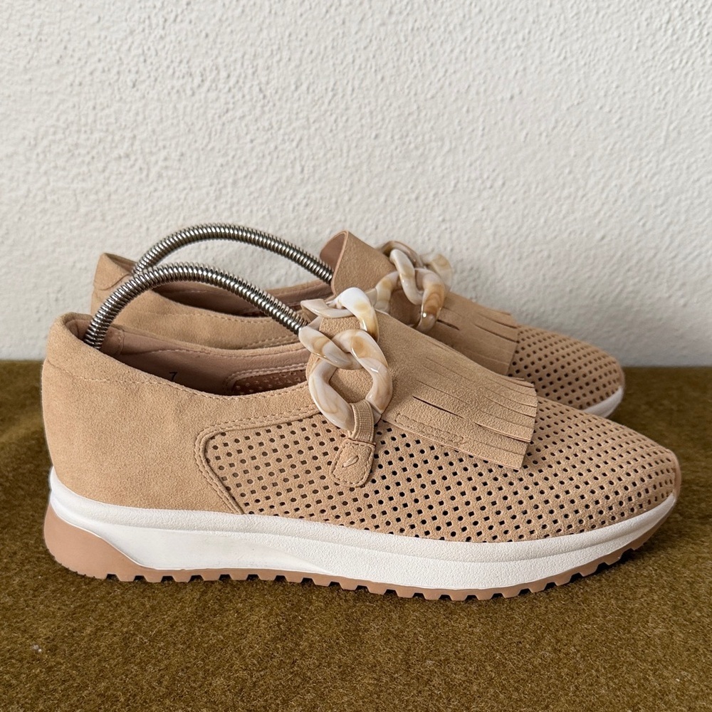 Yellowbox Riska Slip-On Loafer Women’s Size 7